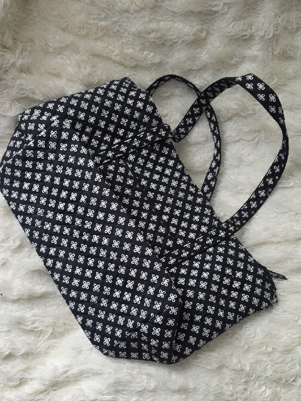 Large Black Quilted Vera Bradley Tote Bag - Picture 3 of 9